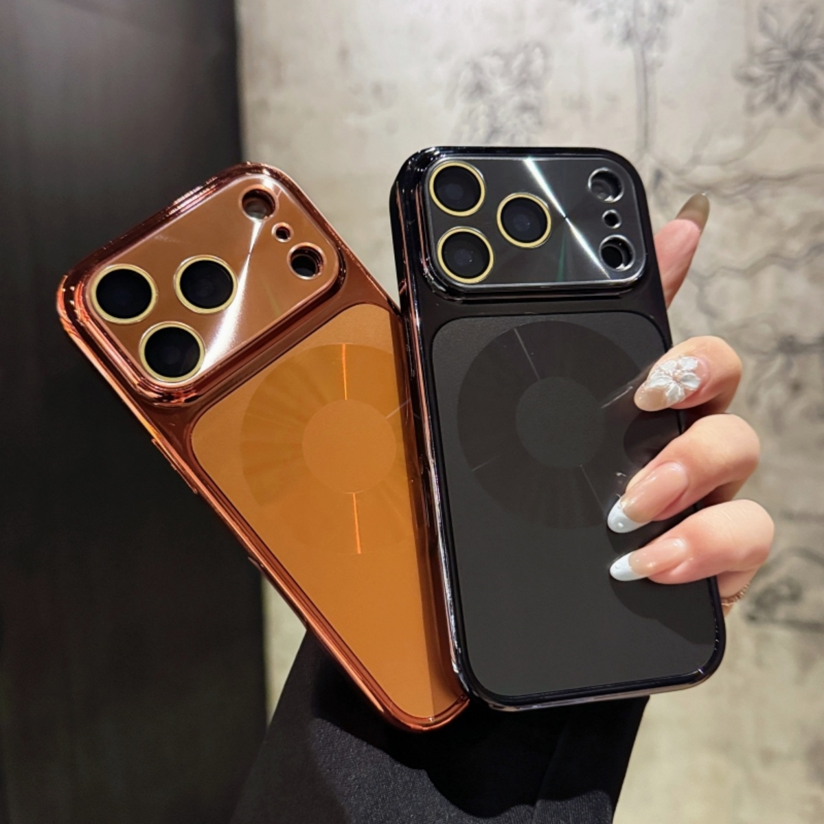Custodia Magnetica Lucida di L - Luxury Plating Case recensione e prezzo