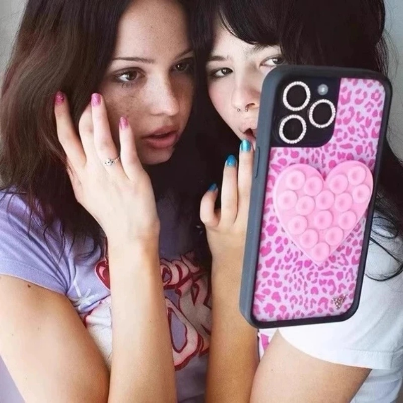 Wildflower Cute Black Pink Lov - Phone Cases Wildflower recensione e prezzo