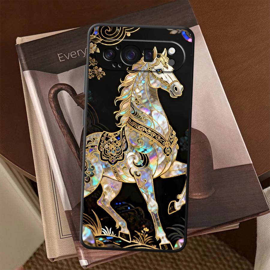 Cover per Telefono Lucky Horse - Phone Cases Pixel 9A recensione e prezzo